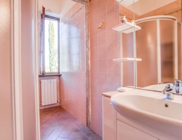 CinuzzaGrandeBagnoRosa